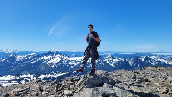 Hiking in Mount Rainier National Park